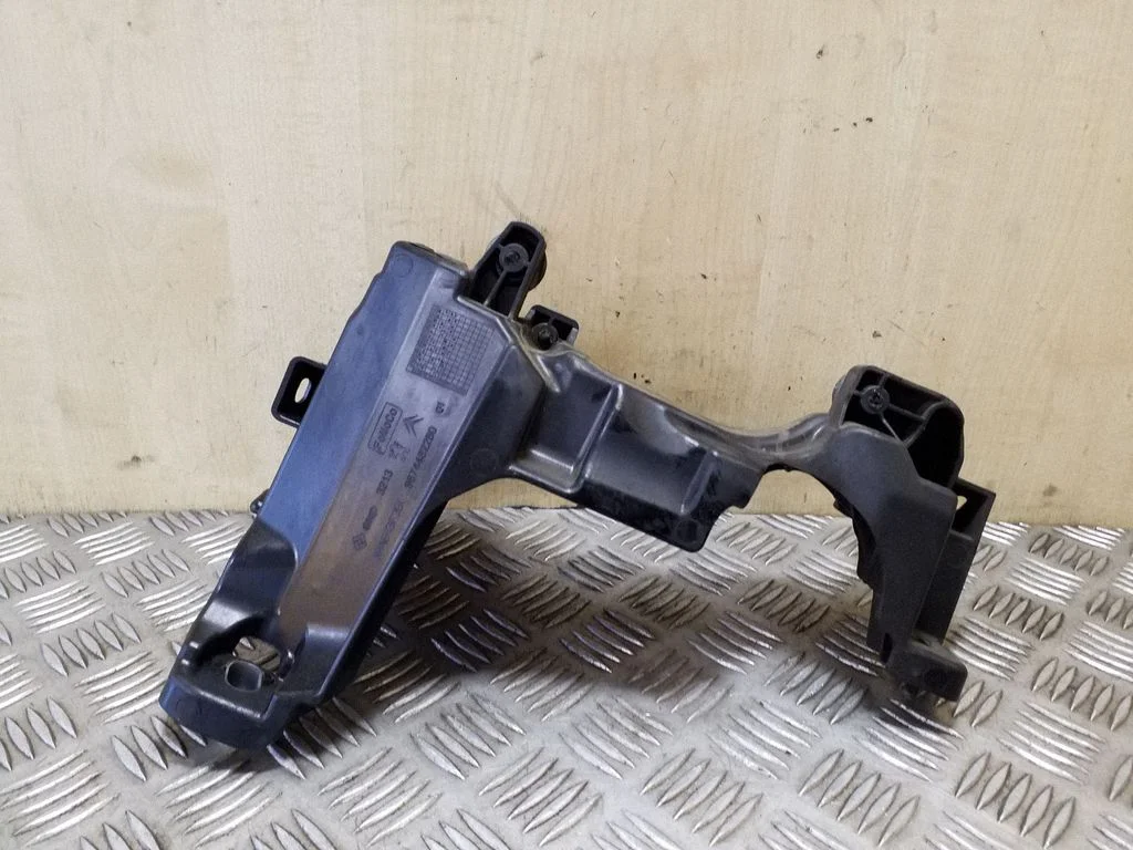 Cita motora nodalījuma detaļa – Citroen C4 Grand Picasso (2007-2013)
