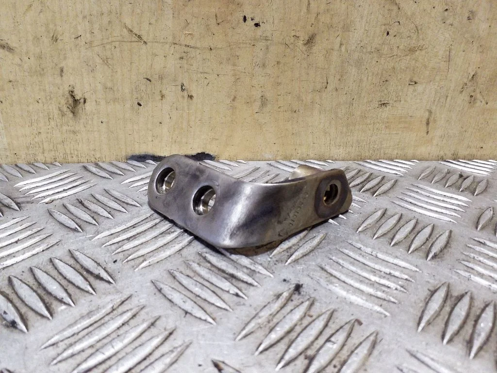 Cita motora nodalījuma detaļa 31319640