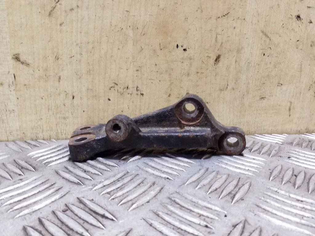 Kita variklio skyriaus detalė