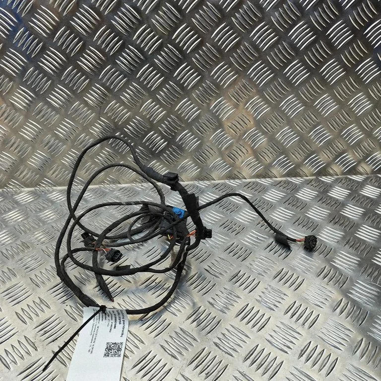 Parkošanās (PDC) sensoru vadu instalācija A1664401332