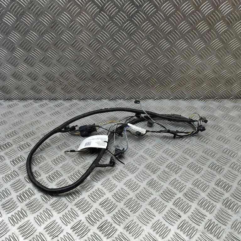 Parkošanās (PDC) sensoru vadu instalācija JK8315B484AB