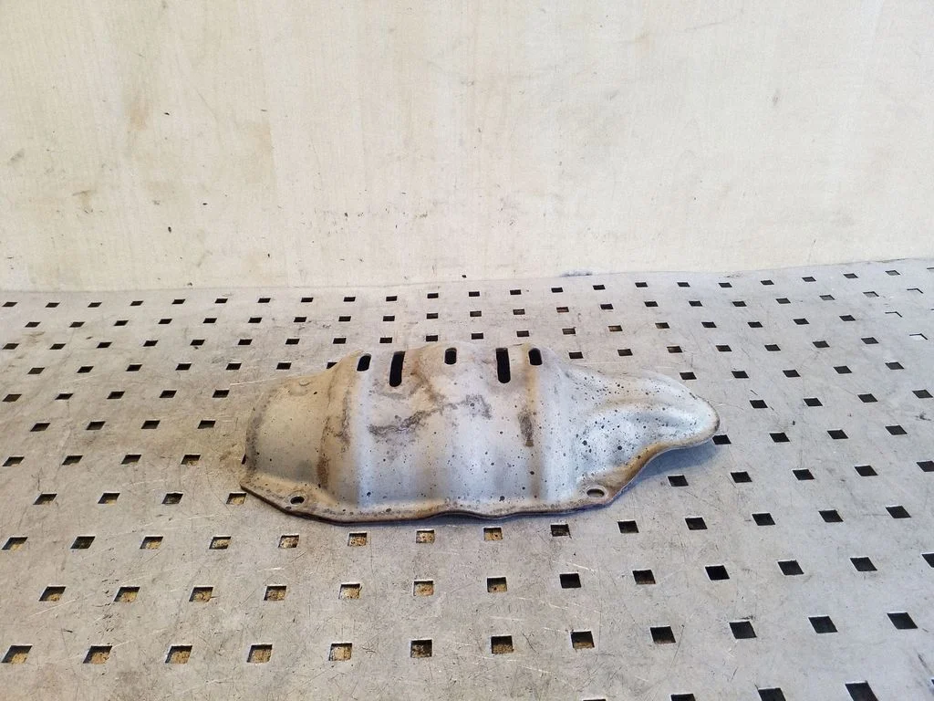 Cita motora nodalījuma detaļa