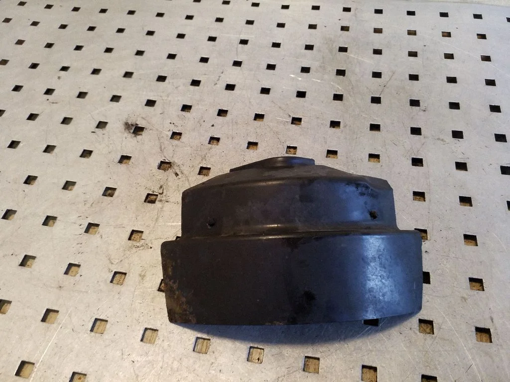 Kita variklio skyriaus detalė