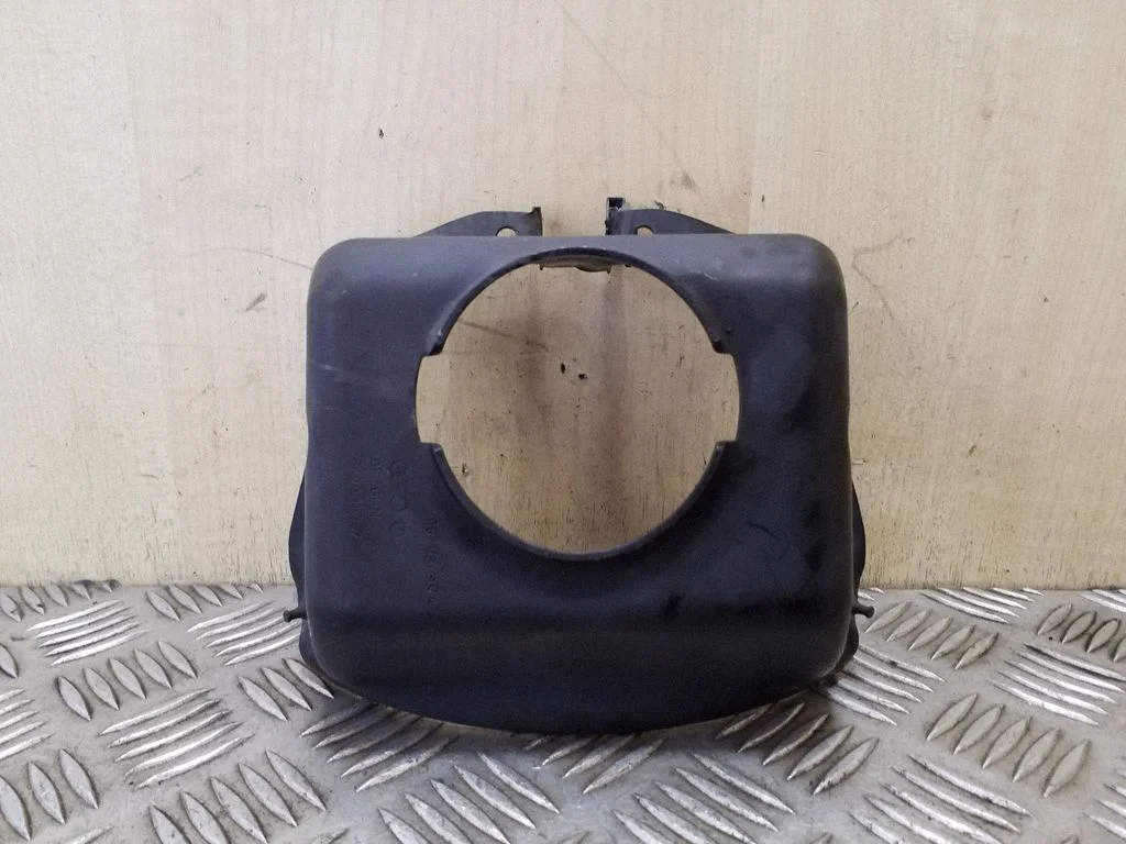 Cita motora nodalījuma detaļa 8K0611367