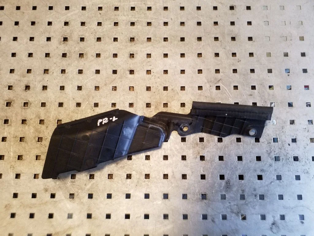 Other engine bay part – KIA Sportage (2011-2016)
