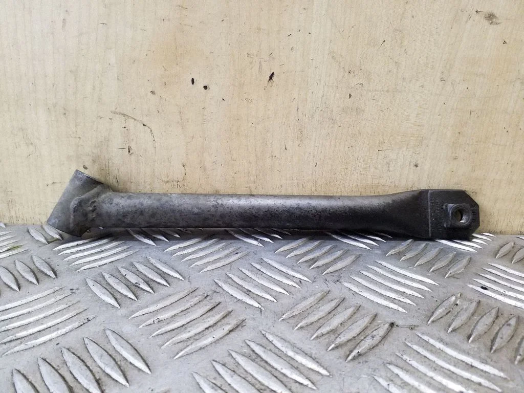 Cita motora nodalījuma detaļa 03G145535F