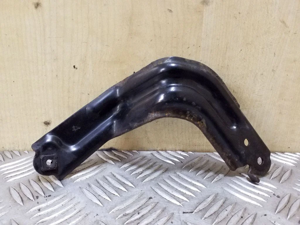 Cita motora nodalījuma detaļa