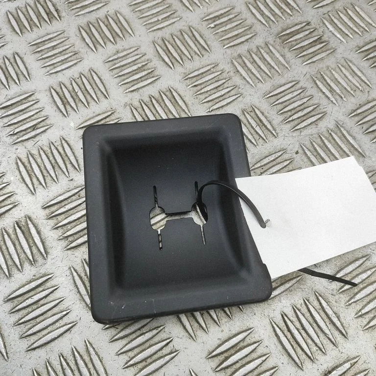 Muu keskkonsooli (tunneli) osa 7946608