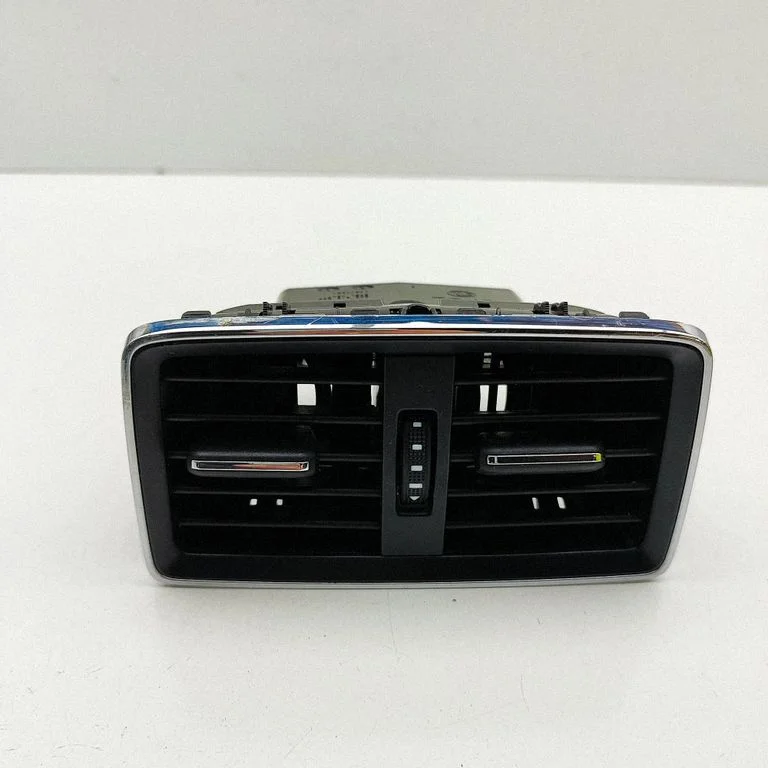 Cita centrālās konsoles (tuneļa) detaļa 565819203A