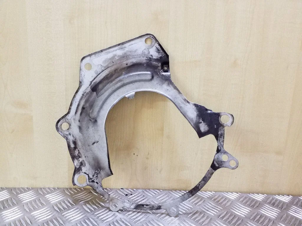 Cita motora nodalījuma detaļa 038103645