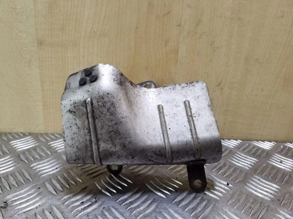 Other engine bay part
