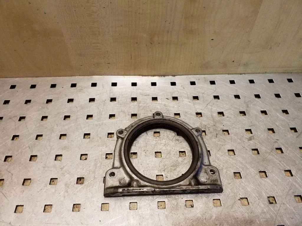 Other engine bay part