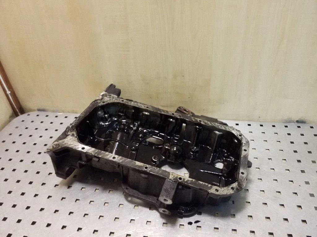 Other engine bay part