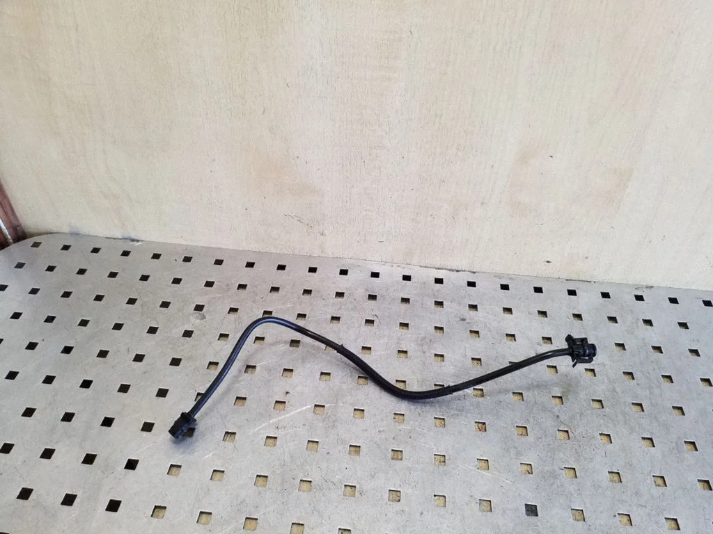 Kita variklio skyriaus detalė