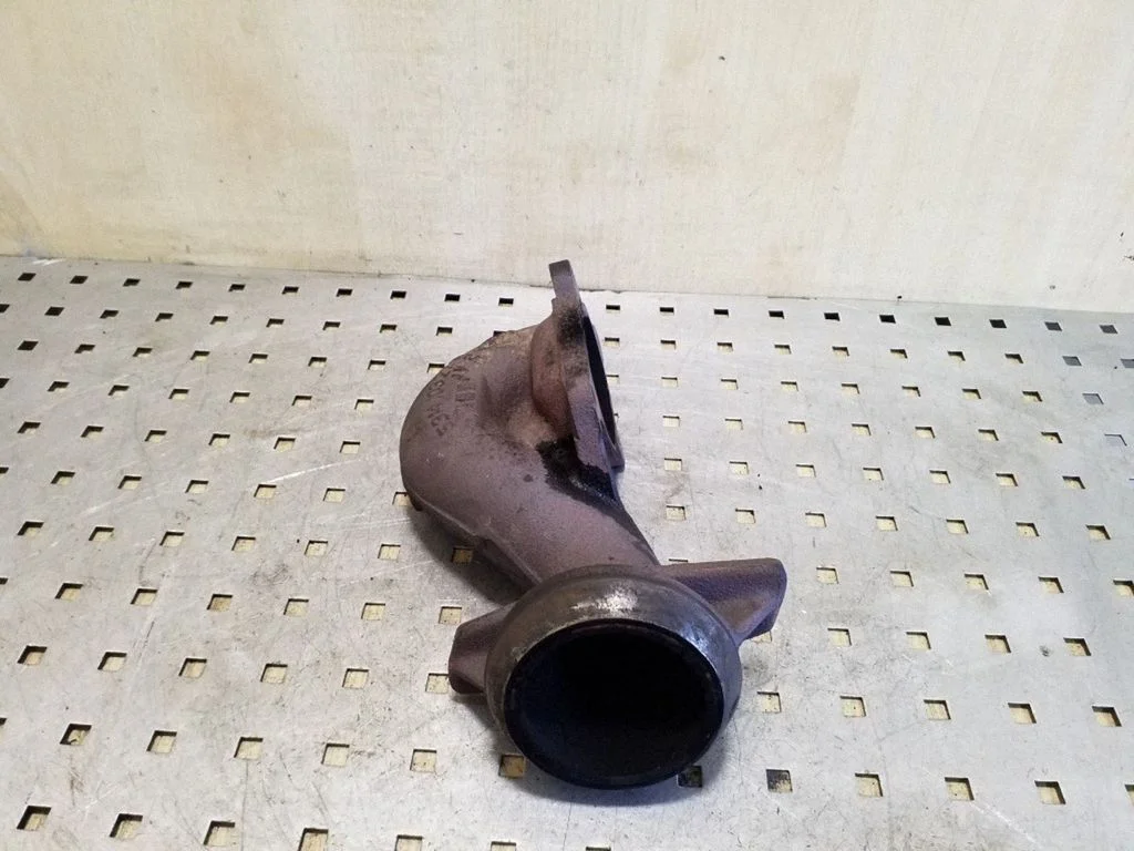 Cita motora nodalījuma detaļa 531410322