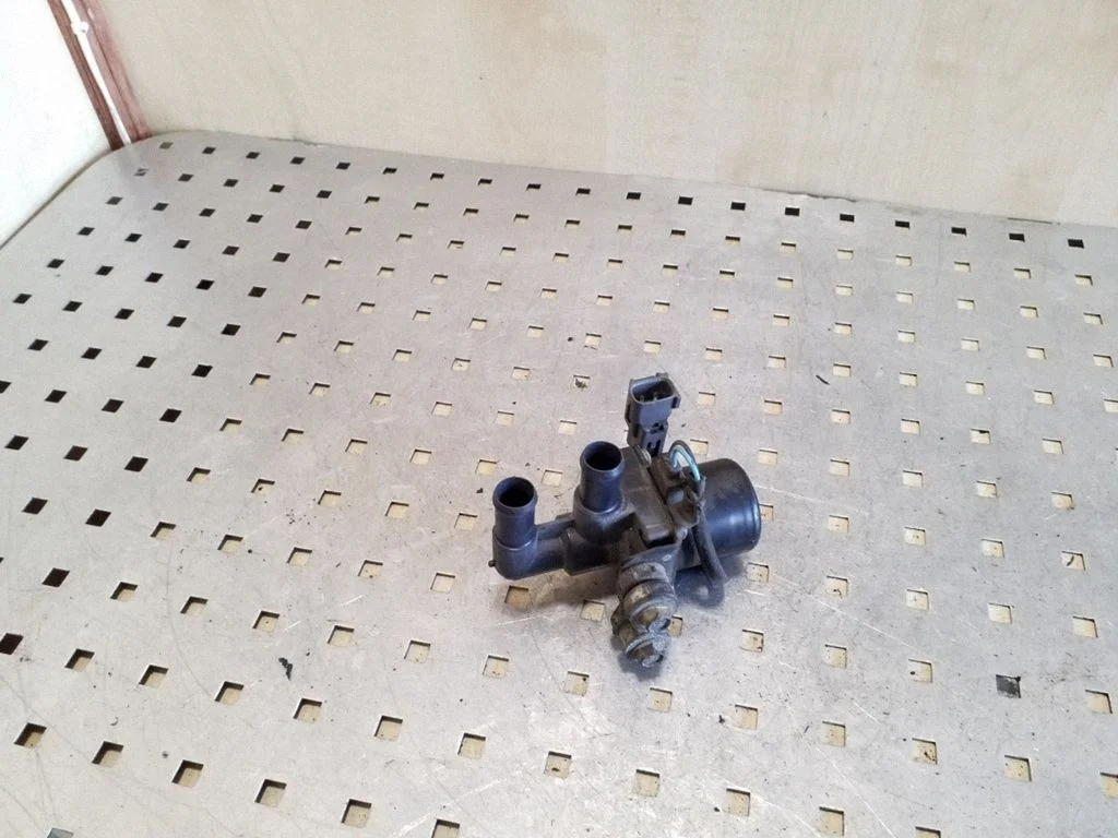 Kita variklio skyriaus detalė