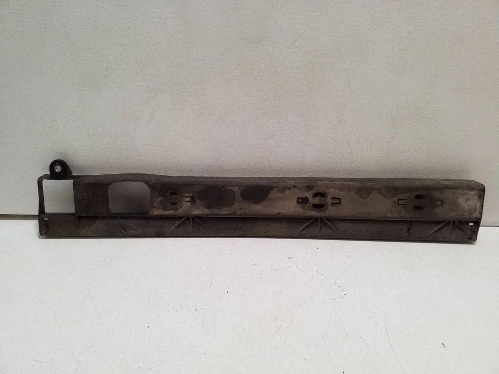 Other under body part A2535461100