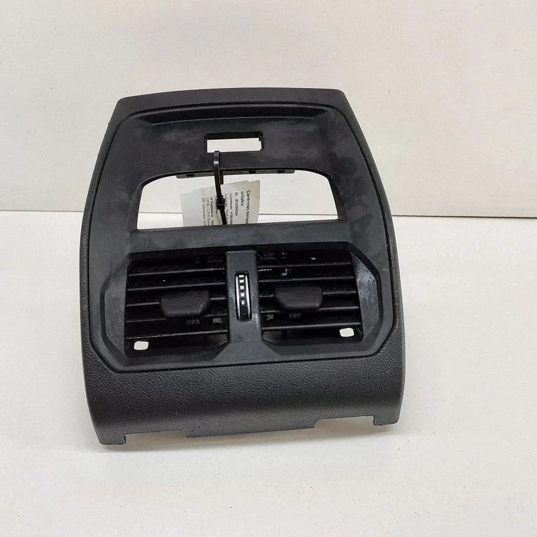 Cita centrālās konsoles (tuneļa) detaļa 5A05665