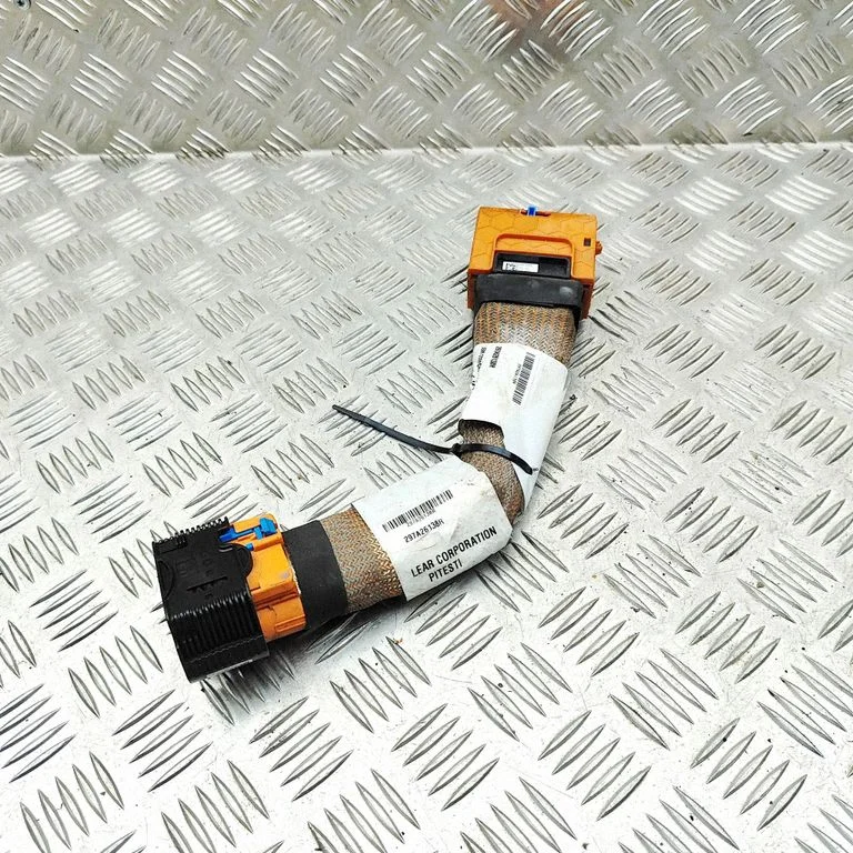 Kiti laidai/ instaliacija