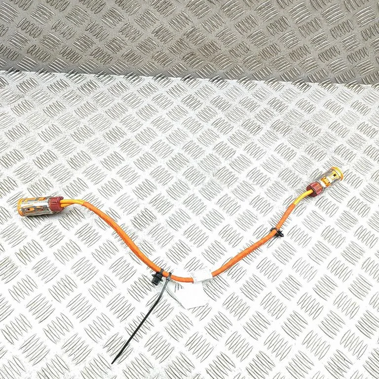 Kiti laidai/ instaliacija