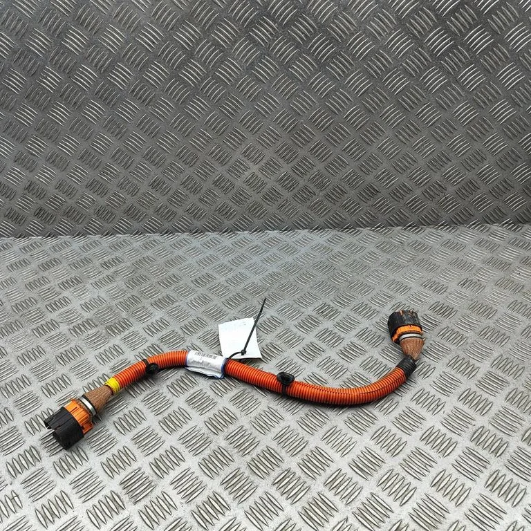 Kiti laidai/ instaliacija