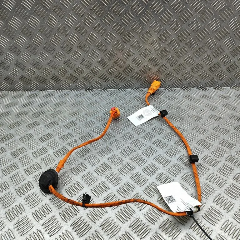 Kiti laidai/ instaliacija