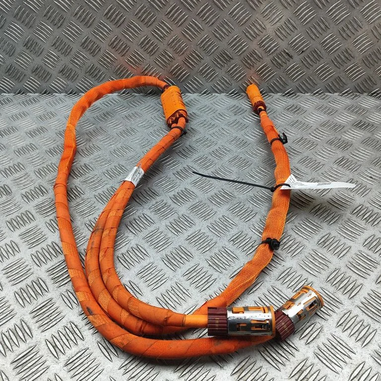 Kiti laidai/ instaliacija