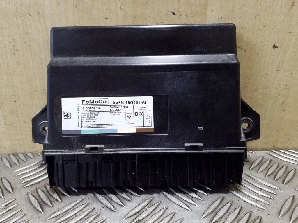 Comfort/convenience module – Ford Focus (2010-2017)