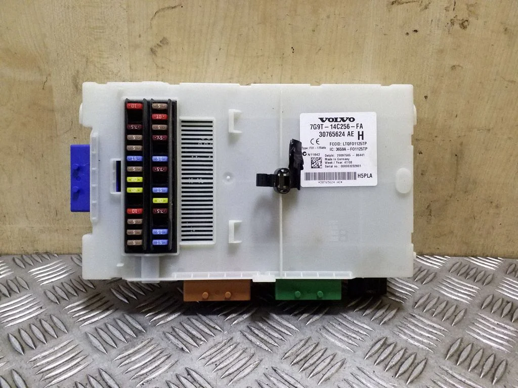 Comfort/convenience module – Volvo XC60 (2009-2013)