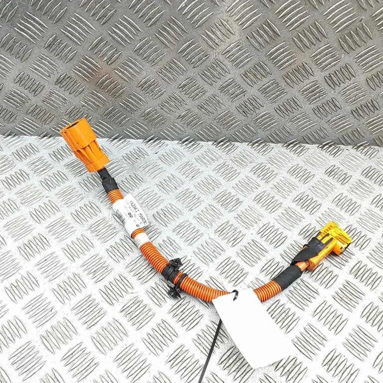 Kiti laidai/ instaliacija