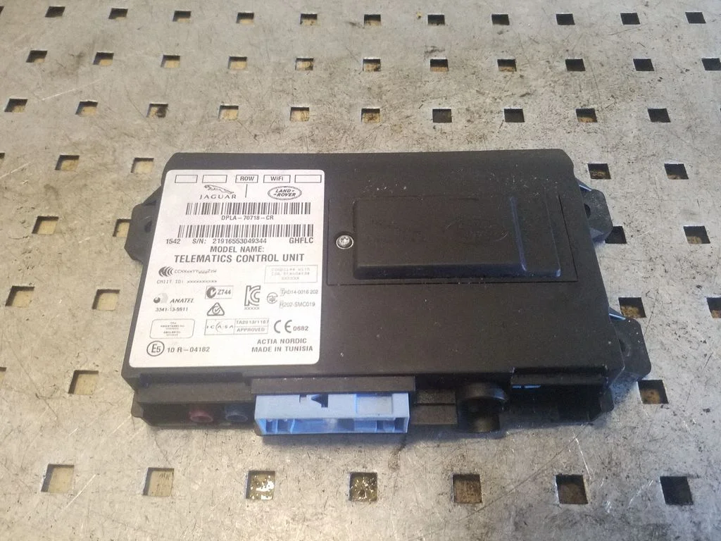 Comfort/convenience module DPLA70718CR