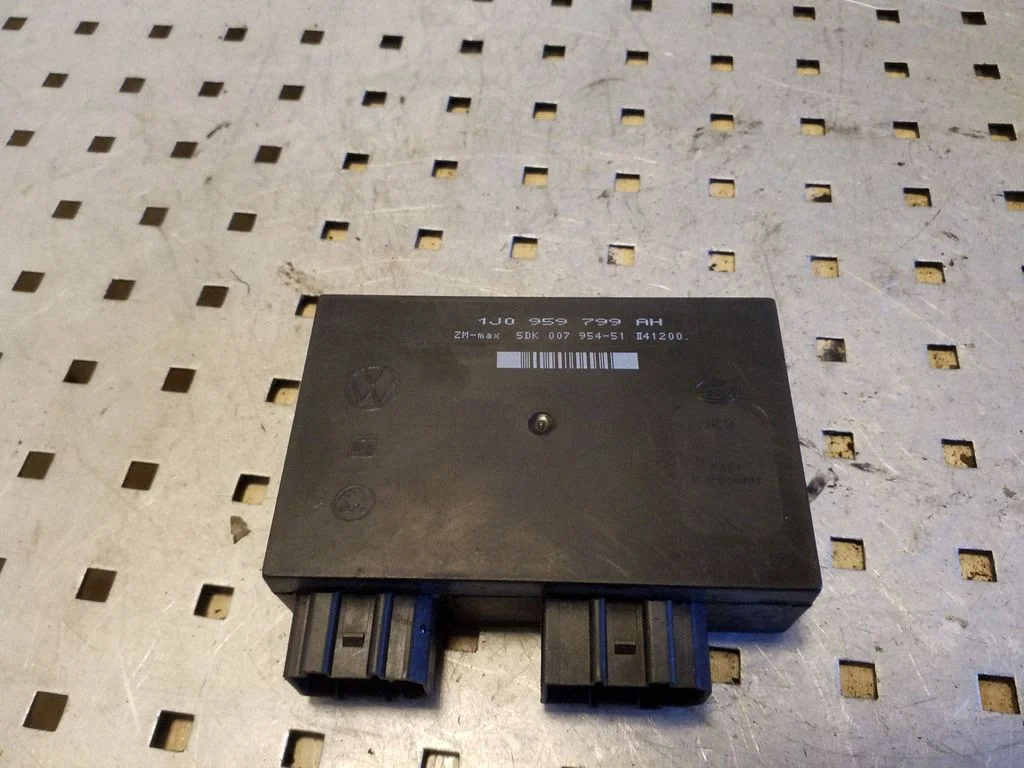 Mugavusmoodul 1J0959799AH