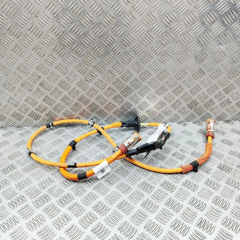 Kiti laidai/ instaliacija