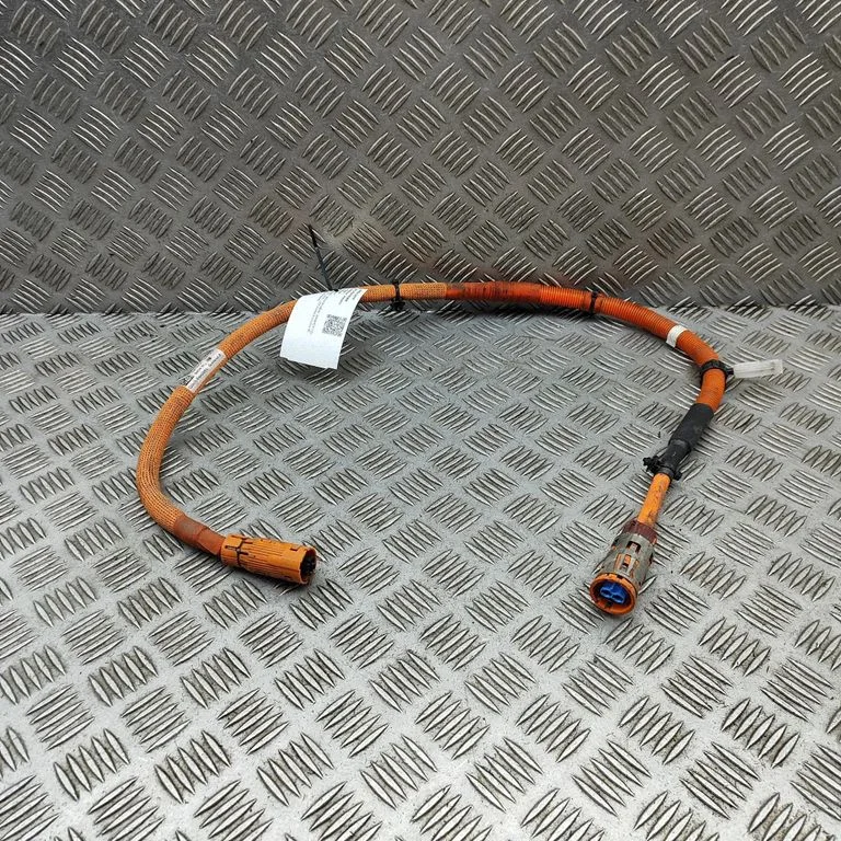 Kiti laidai/ instaliacija