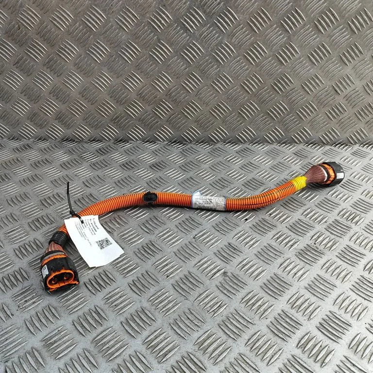 Kiti laidai/ instaliacija