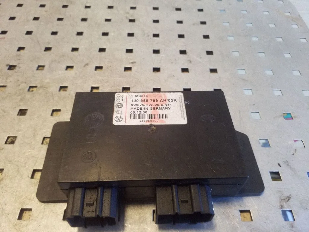 Comfort/convenience module 1J0959799AH