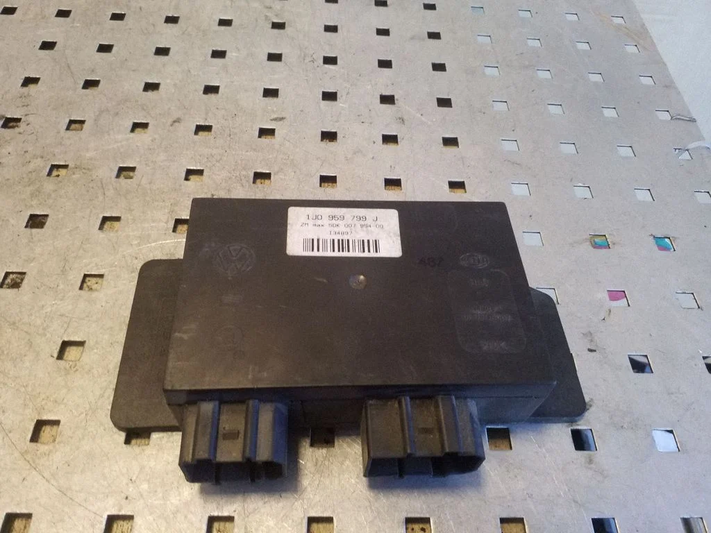 Komforta modulis – Volkswagen Passat B5 (1997-2000)