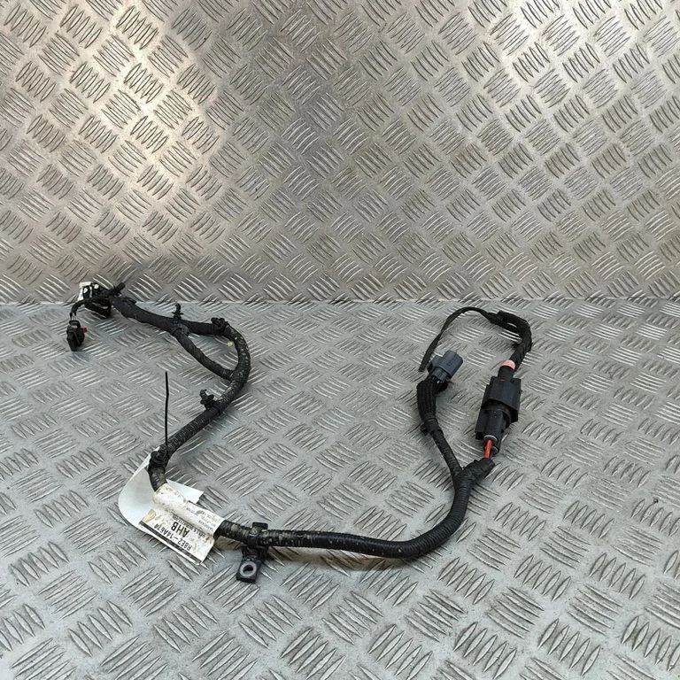 Citi vadi/instalācija R8E214A614AH