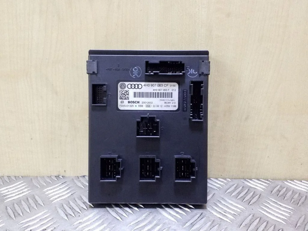 Comfort/convenience module 4H0907063CF