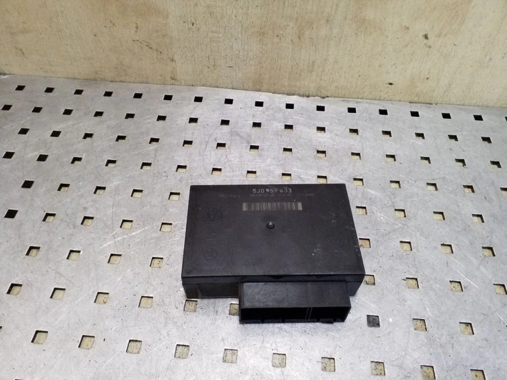 Comfort/convenience module – Skoda Fabia Mk2 (5J) (2007-2014)