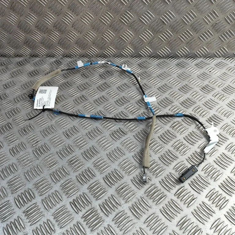 Citi vadi/instalācija 861010KL00