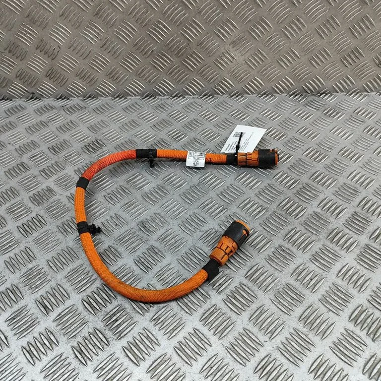 Kiti laidai/ instaliacija