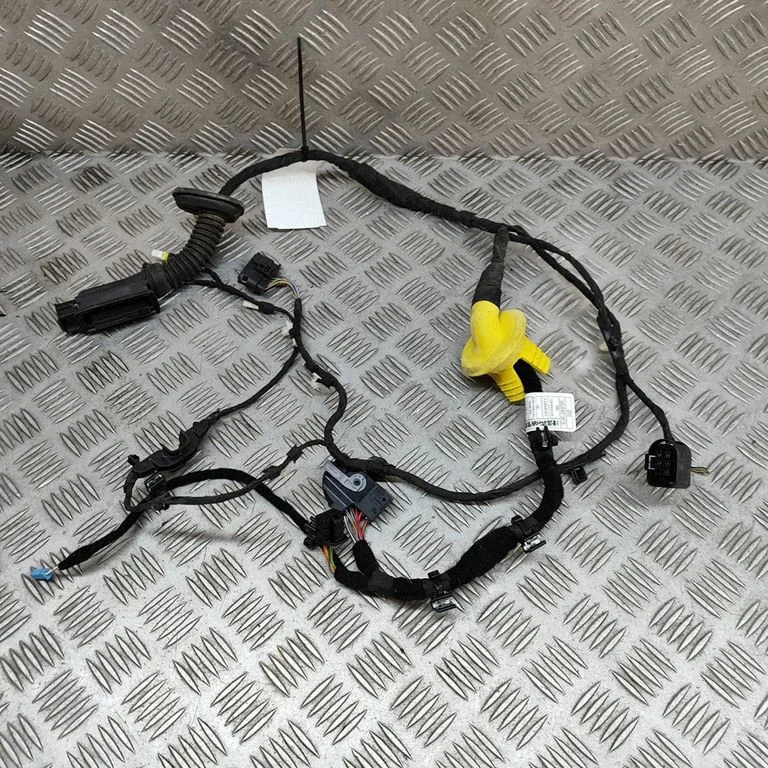 Muud juhtmed / juhtmestik 5A54F17