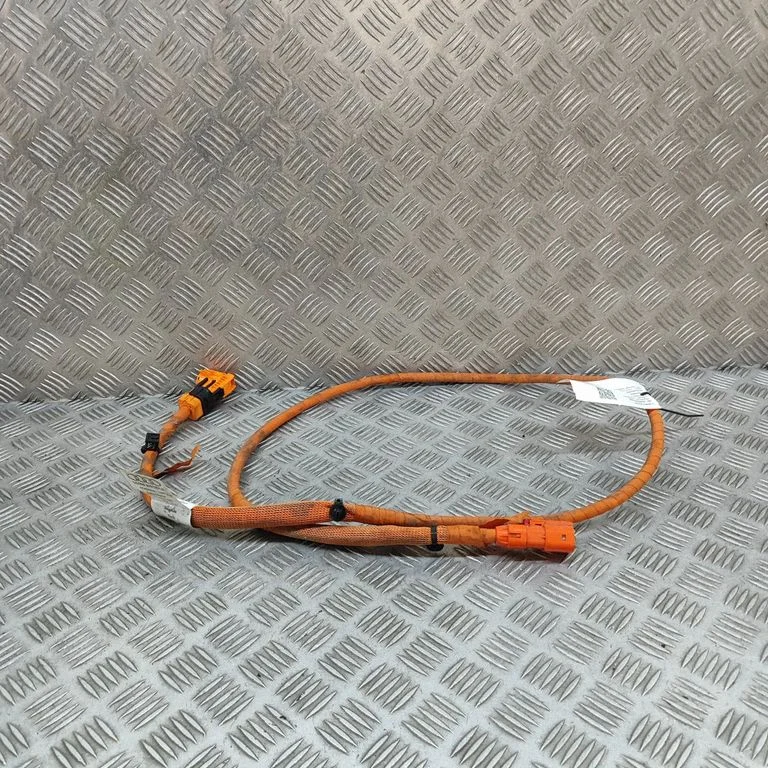 Kiti laidai/ instaliacija