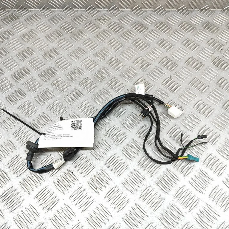 Muud juhtmed / juhtmestik 164772000B