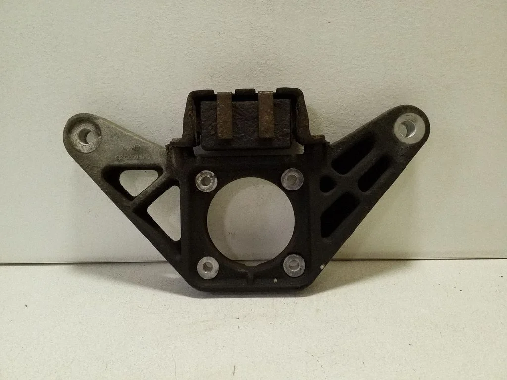 Wspornik tylnego dyferencjału – Jeep Grand Cherokee (2010-2021)