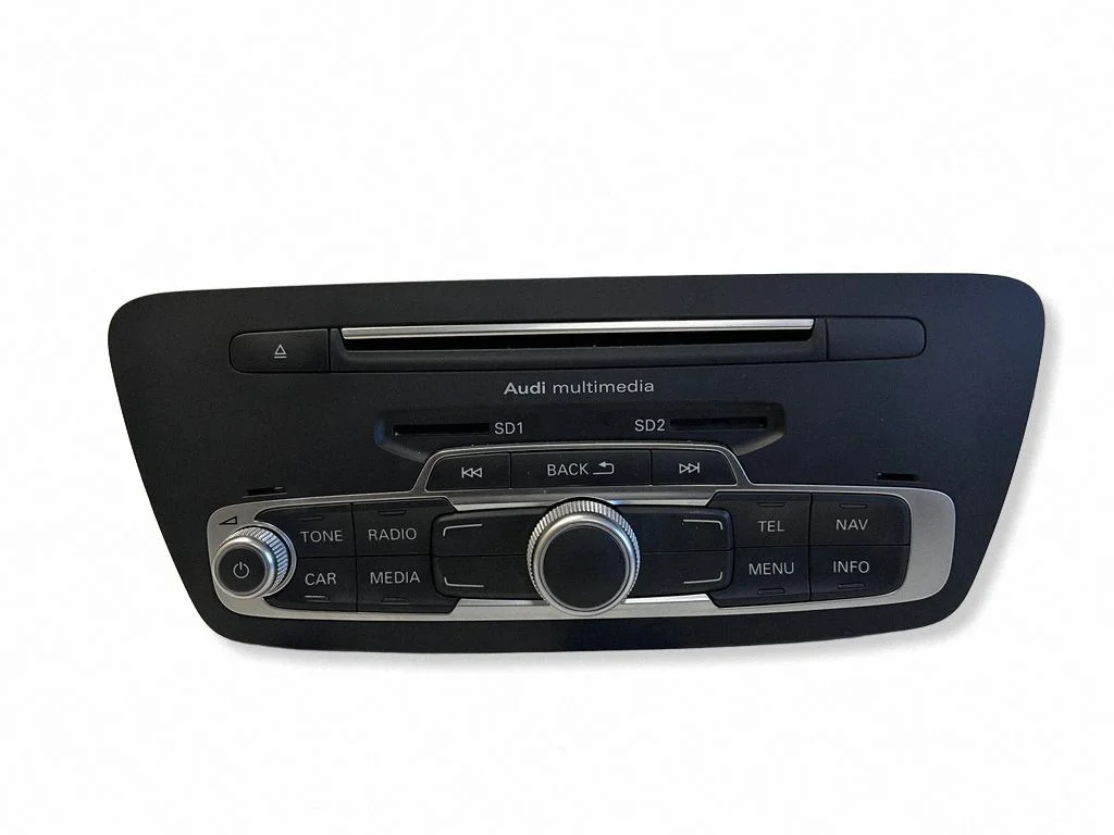 Radio/CD/DVD/GPS head unit – Audi RS Q3 (2013-2018)
