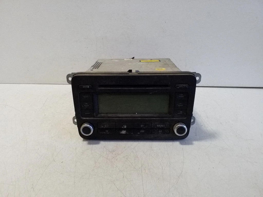 Radio/CD/DVD/GPS head unit – Volkswagen Golf Plus (2005-2013)