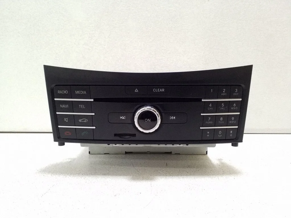 Radio/CD/DVD/GPS head unit A2189002506