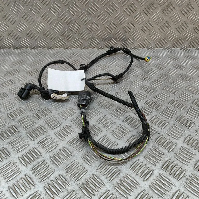 Muud juhtmed / juhtmestik 2K7971677